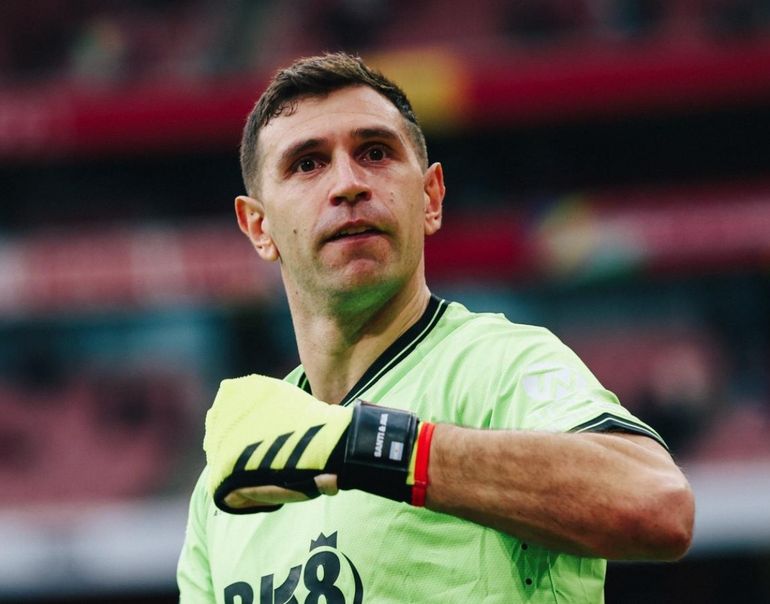 Dibu Martínez Dibu Martínez