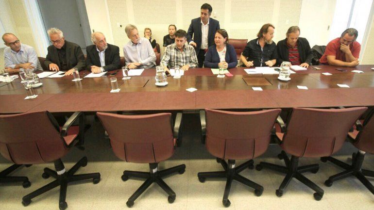 ATEN expuso sus reclamos ante diputados de la oposición