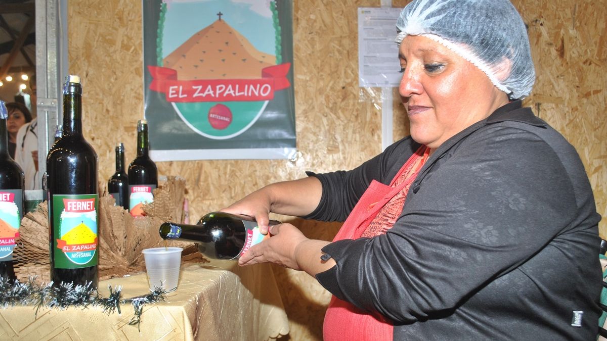 Un Fernet con particular sabor zapalino busca nacionalizar la marca