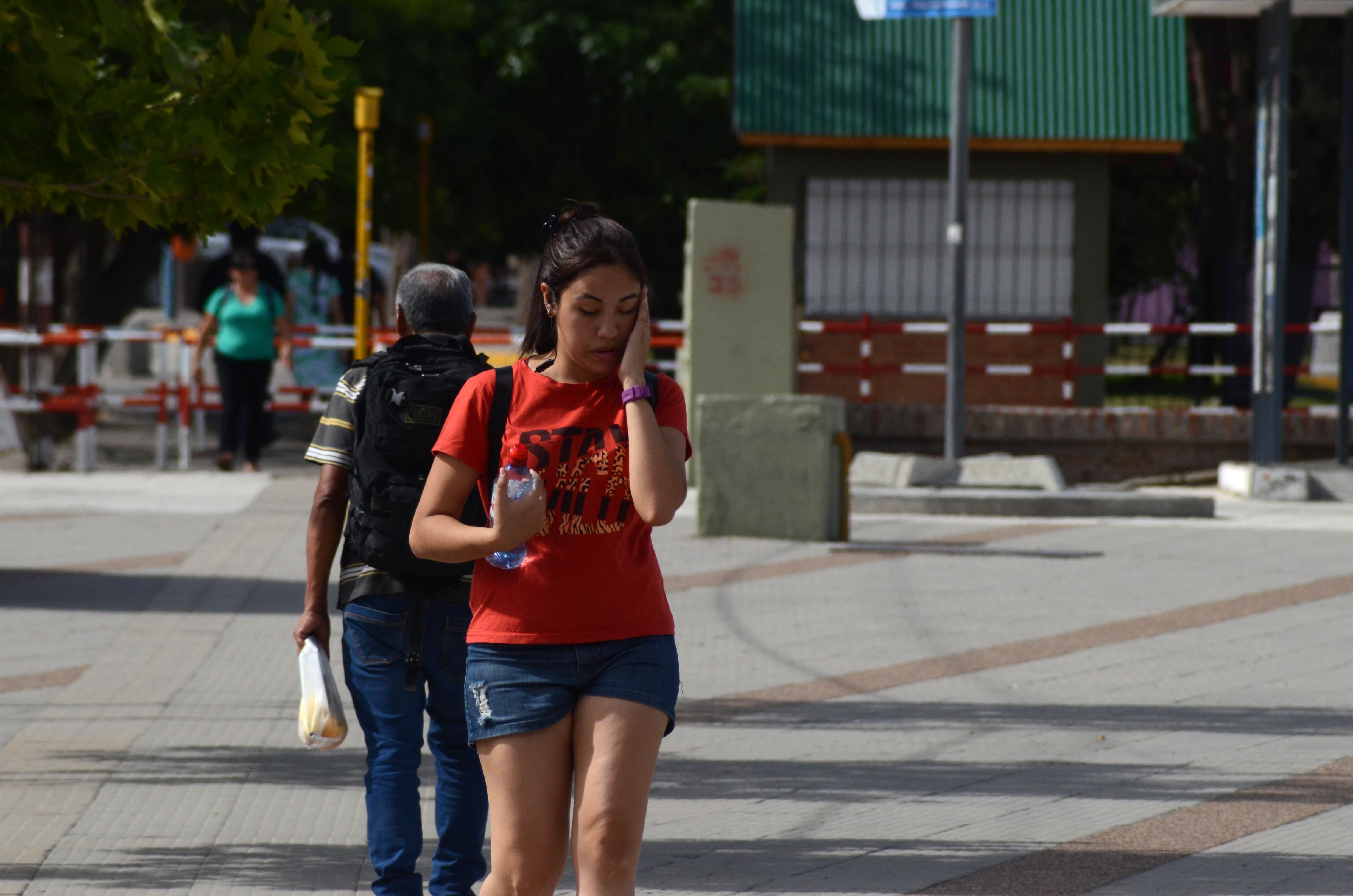 Emiten alerta naranja por altas temperaturas en la región