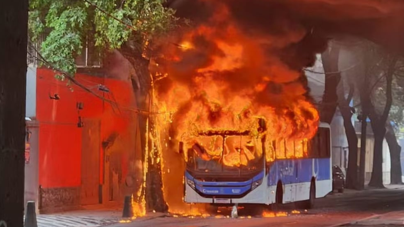 Se desató la violencia en el centro de Río de Janeiro. | LM Neuquen Se desató la violencia en el centro de Río de Janeiro.