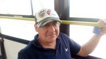 tres amores que este vecino no se puede sacar de la cabeza tres amores que este vecino no se puede sacar de la cabeza