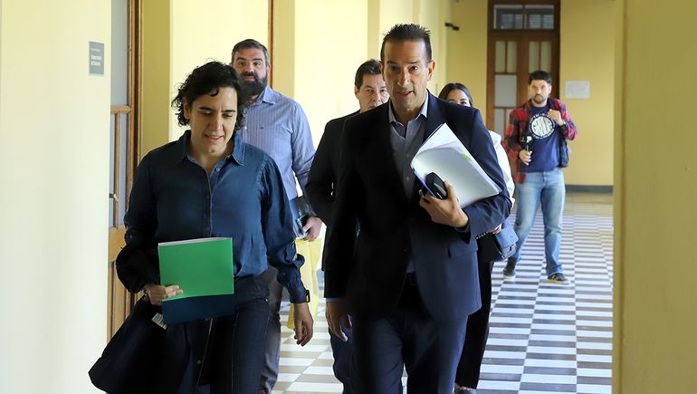 Carla Pogliano, secretaria de Hacienda y Finanzas y Jorge Tobares, ministro de Gobierno de la provincia de Neuquén. Carla Pogliano, secretaria de Hacienda y Finanzas y Jorge Tobares, ministro de Gobierno de la provincia de Neuquén.