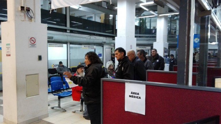 Veteranos de Malvinas realizan una toma pacífica del PAMI