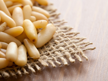 Los piñones aportan gran cantidad de nutrientes, como vitaminas, minerales y grasas saludables para el corazón. Foto: gentileza