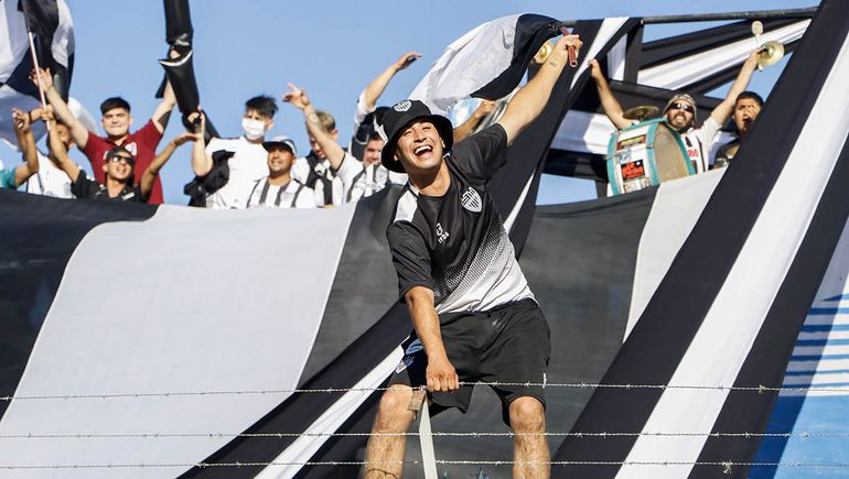 El hincha vuelve a La Visera después de 5 meses.