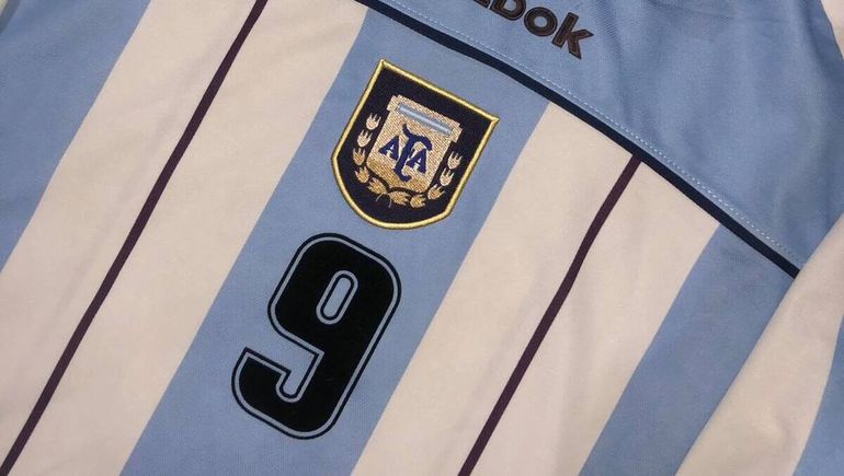 Rematan por un valor insólitamente bajo un inmueble de una fábrica que vistió a la Selección argentina.