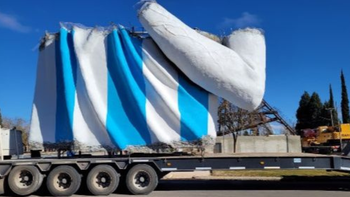 Una estatua gigante de Messi adornará la vera de la Ruta 22 en Cutral Có. Una estatua gigante de Messi adornará la vera de la Ruta 22 en Cutral Có.