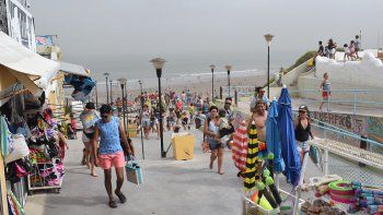 el viento llevo las cenizas a la playa en las grutas el viento llevo las cenizas a la playa en las grutas