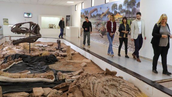 Presentaron en Villa El Chocón uno de los dinosaurios más grandes del mundo. Foto: Gentileza.&nbsp;