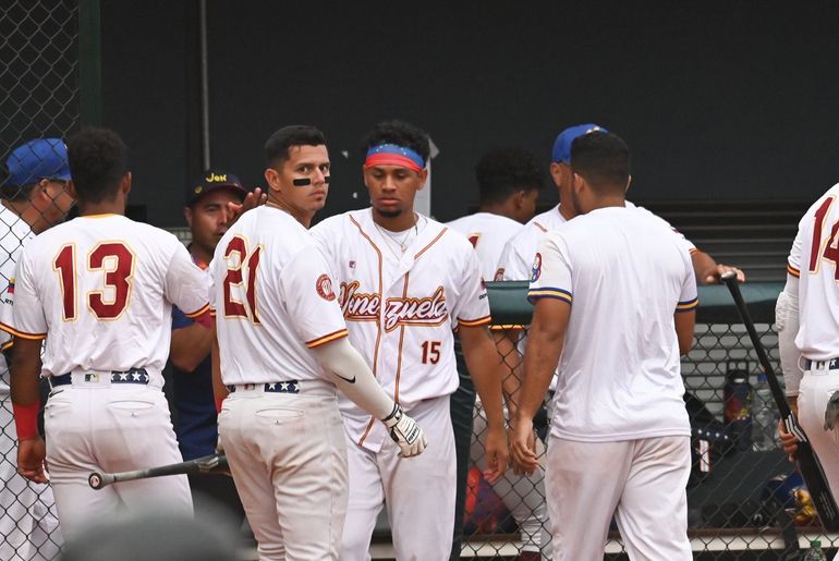 Tras la captura de Maduro, vuelve a jugarse la liga de béisbol en Venezuela