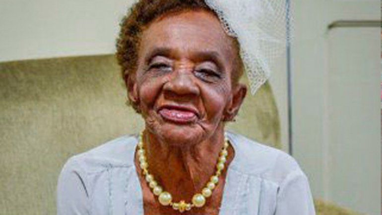 Sé que ella es un poco más vieja