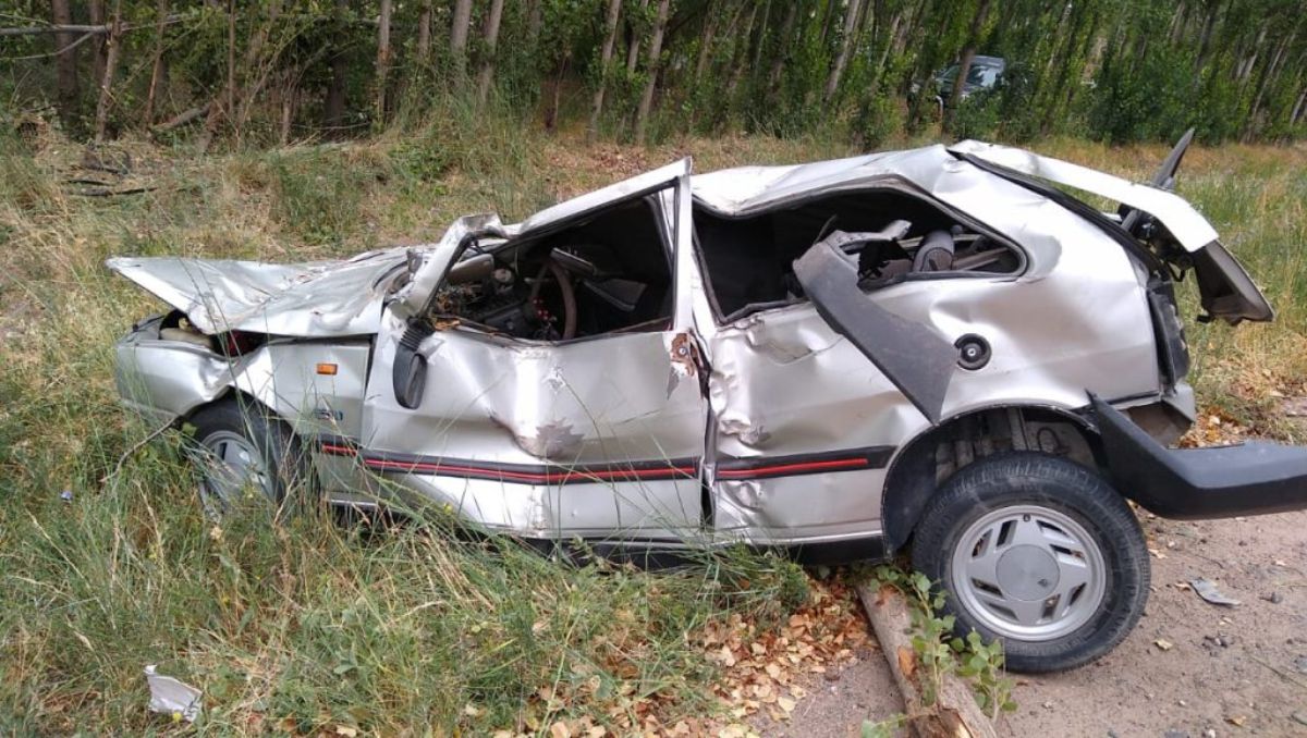 Impactante vuelco en la Ruta 7: el conductor se salvó de milagro
