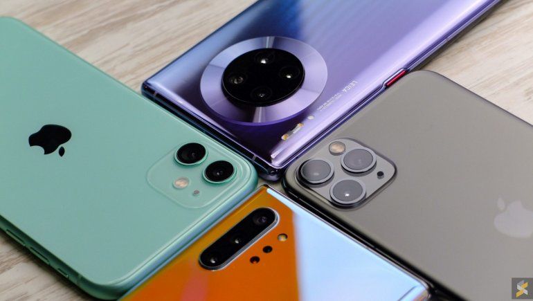 Soñar con un celular sugiere noticias por venir