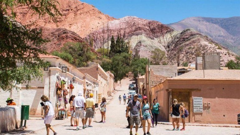 Cerro de los siete colores, Purmamarca, Quebrada de Humachuaca, Jujuy. Foto: Google. Cerro de los siete colores, Purmamarca, Quebrada de Humachuaca, Jujuy. Foto: Google.