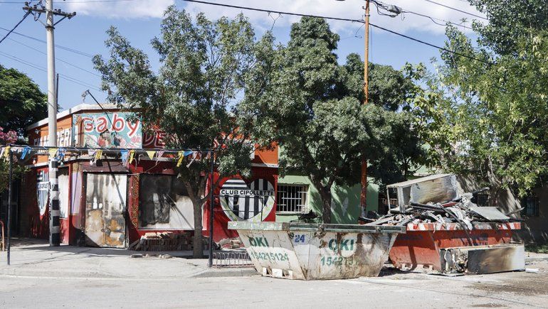 Cipolletti: arrojó nafta a un comercio y lo prendió fuego