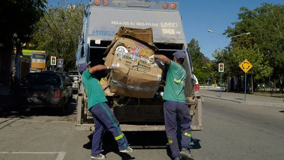 En Neuquén, la administración municipal subsidia el 70% del servicio de recolección de residuos