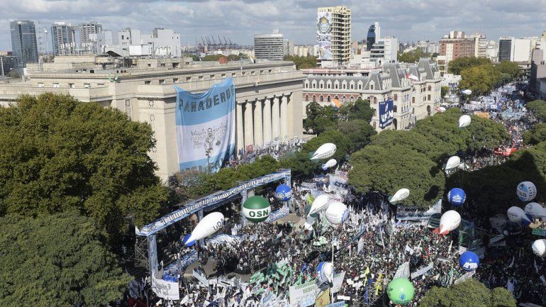 El acto congregó a una multitud ayer en Buenos Aires.