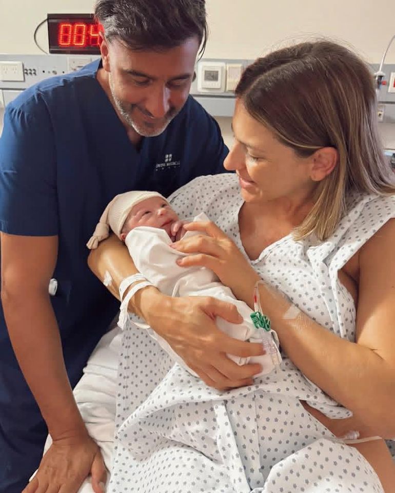 Maca Rinaldi y Fede Hoppe presentaron oficialmente a su hija. Maca Rinaldi y Fede Hoppe presentaron oficialmente a su hija.