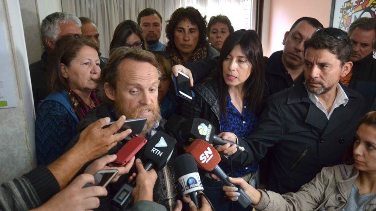 Guagliardo reconoció que la propuesta era distinta. El ministro Gaido sostuvo que fue la última mesa salarial.