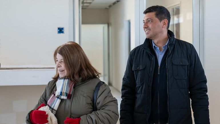 Marcos Koopmann y Marta Basile en la supervisión de la obra. Marcos Koopmann y Marta Basile en la supervisión de la obra.