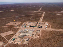 El RIGI impulsará desembolsos por US$25.000 millones en sectores como GNL, minería y energías renovables.