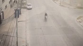 Según revelaron medios locales, el hombre había pasado a buscar a su hijo de 11 años para ir a pescar. Según revelaron medios locales, el hombre había pasado a buscar a su hijo de 11 años para ir a pescar.