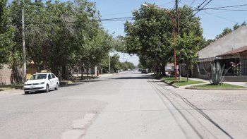 la acoso un pervertido que se masturbaba en la calle la acoso un pervertido que se masturbaba en la calle