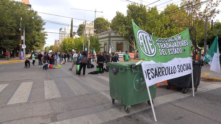 ATE se suma al paro nacional del jueves: cómo afecta en Neuquén