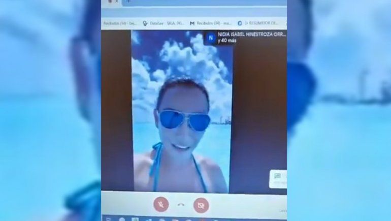 Twitter: estudiante tomó clases virtuales desde la playa