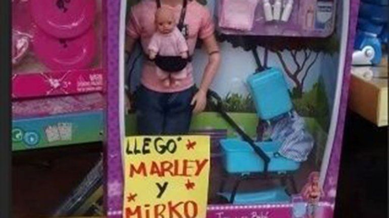 Mirko y Marley tienen sus muñecos para Navidad