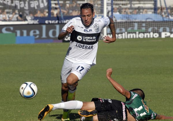 En el último minuto, Gimnasia le ganó a Nueva Chicago