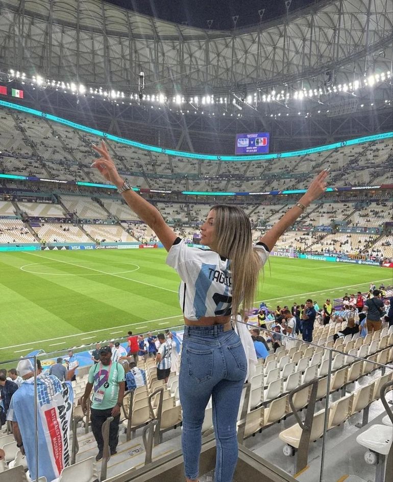 La esposa de Nicolás Tagliafico estuvo presente en la Copa del Mundo. La esposa de Nicolás Tagliafico estuvo presente en la Copa del Mundo.
