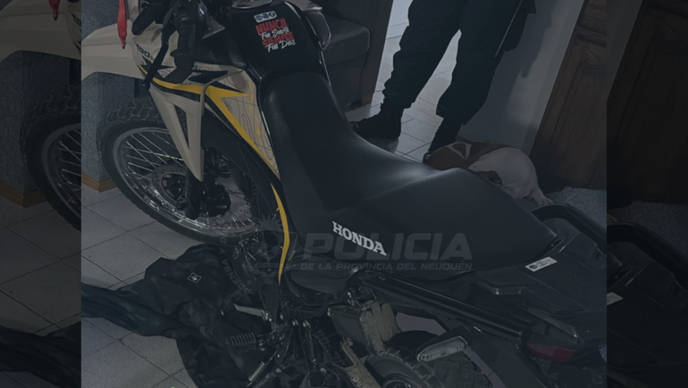 Cayó la banda de motochorros del Tornado: drogas, armas y tres demorados