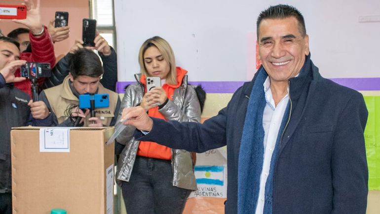 Elecciones en Cutral Co: Ramón Rioseco emitió su voto
