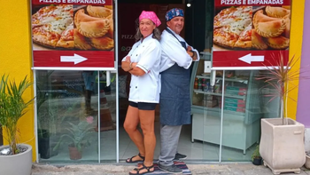 Sandra y Marcelo abrieron su propia pizzería en Buzios, a pocas cuadras de la playa. El sueño de muchos. 