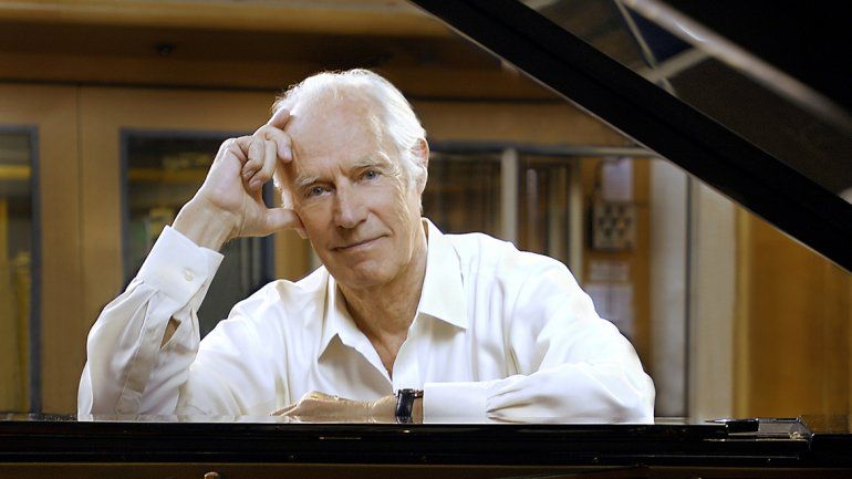 Murió George Martin, considerado como el quinto Beatle