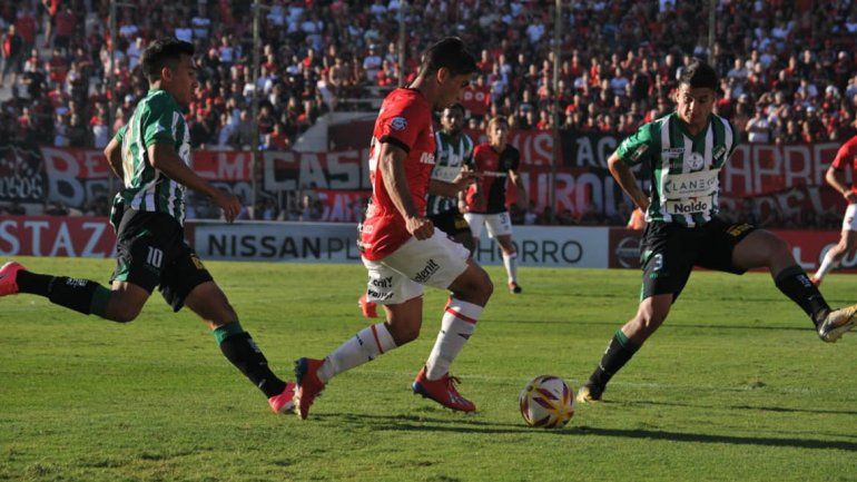 Villa Mitre sorprendió y eliminó a Newells de la Copa Argentina