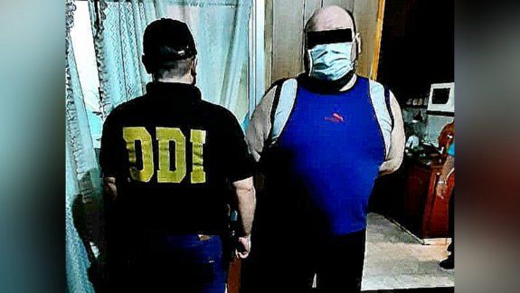 Un patovica abusó en su camioneta a dos menores