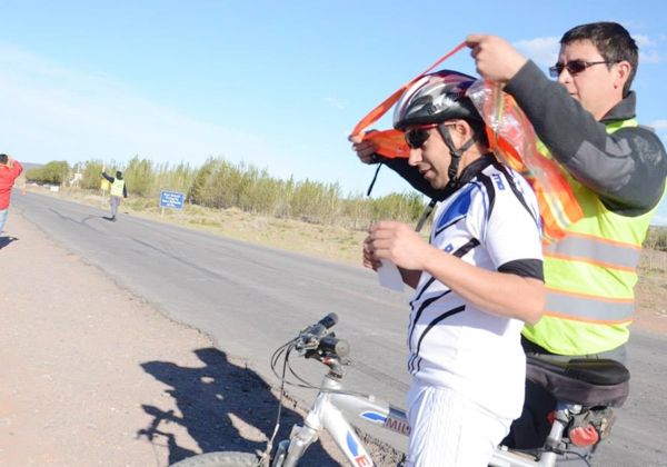 En la región hubo campañas donde se le entregaban chalecos refractarios a los ciclistas. En la región hubo campañas donde se le entregaban chalecos refractarios a los ciclistas.