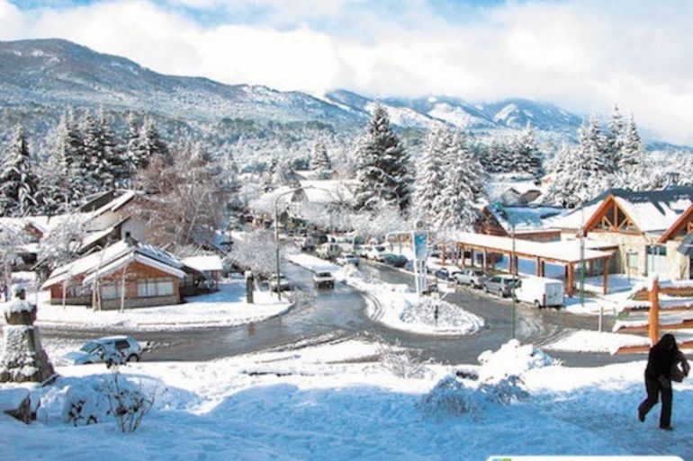 Villa La Angostura: le dieron una vivienda social y la puso en alquiler turístico