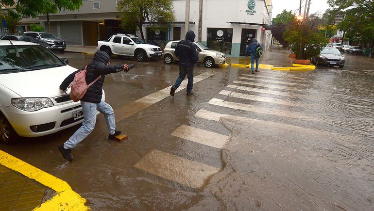 Postales de un día atípico para la primavera en Neuquén