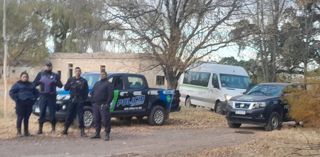 Tensión por el desalojo de un matrimonio de ancianos y su hijo
