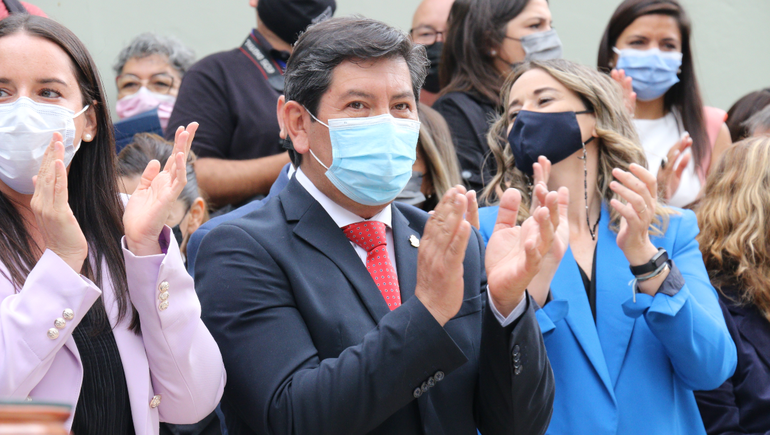 Insisten en impugnar la licencia indefinida de Badilla