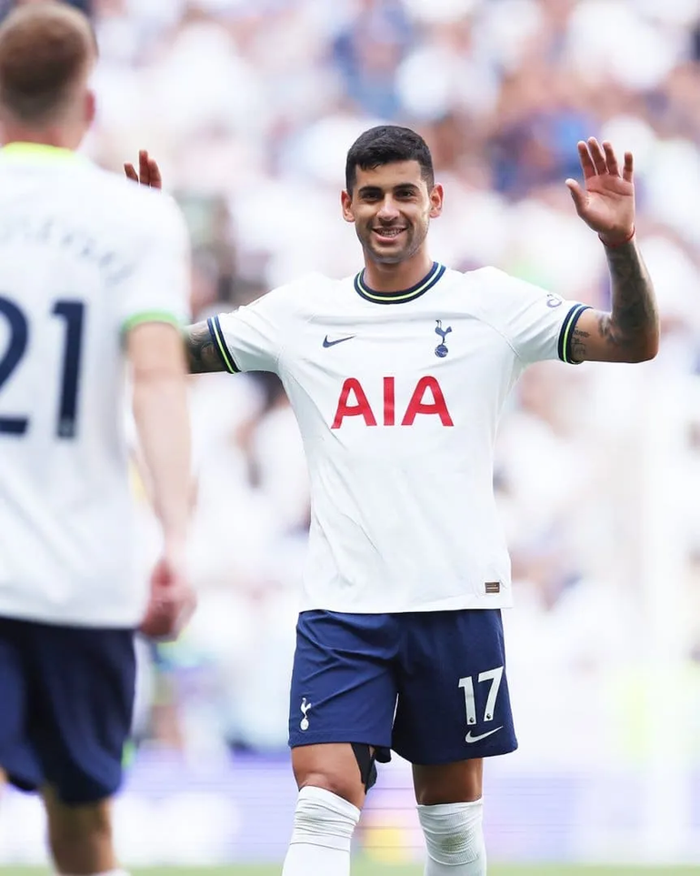 Cuti Romero nominado al mejor jugador de octubre en la Premier League Cuti Romero nominado al mejor jugador de octubre en la Premier League