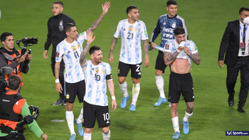 unica: la camiseta de la seleccion argentina que se retira invicta y en silencio unica: la camiseta de la seleccion argentina que se retira invicta y en silencio