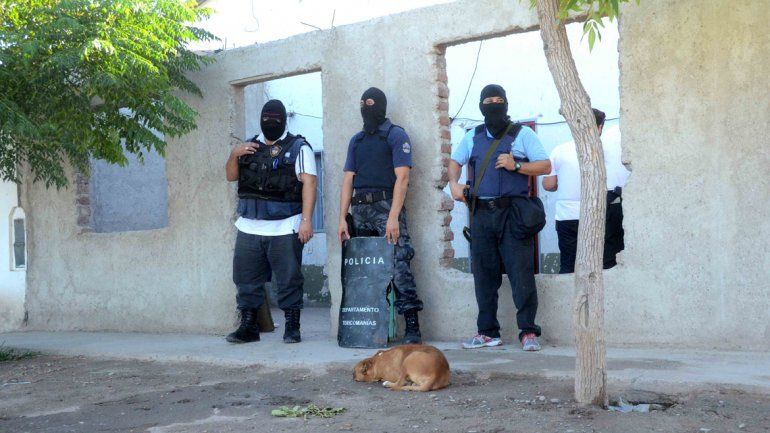 Detienen a abuelo que tenía un kiosquito de cocaína en el San Lorenzo