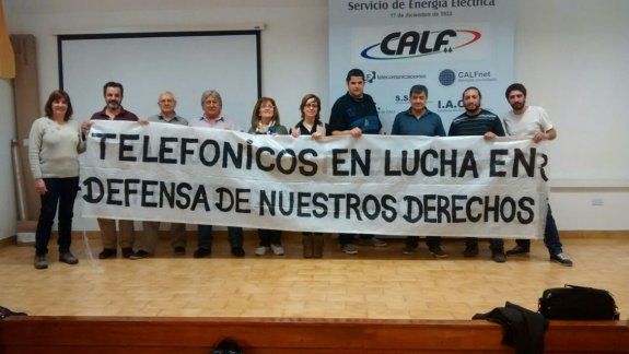 Trabajadores telefónicos buscan la jubilación anticipada.