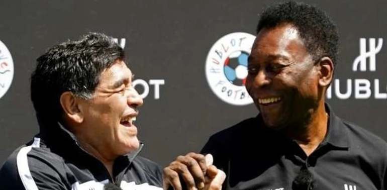 Qué publicaron Messi y Pelé por el aniversario de la muerte de Maradona