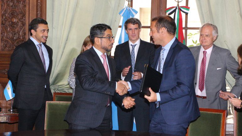 Provincia acordó con Emiratos Árabes un préstamo por 15 millones de dólares
